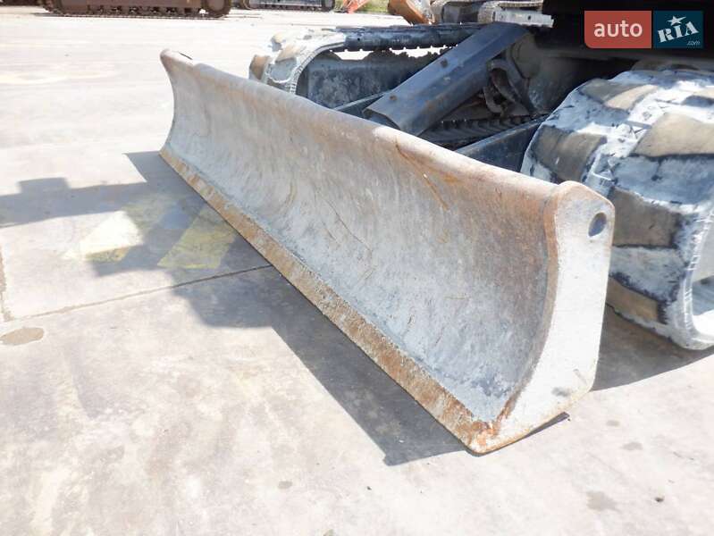 Гусеничний екскаватор Hitachi EX 2001 в Одесі