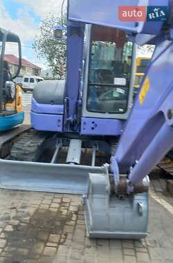 Гусеничный экскаватор Hitachi EX 2001 в 