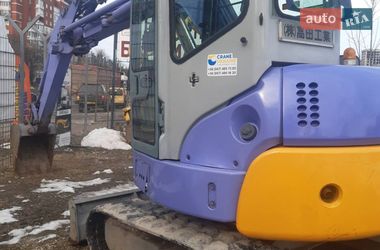 Гусеничный экскаватор Hitachi EX 2001 в Одессе