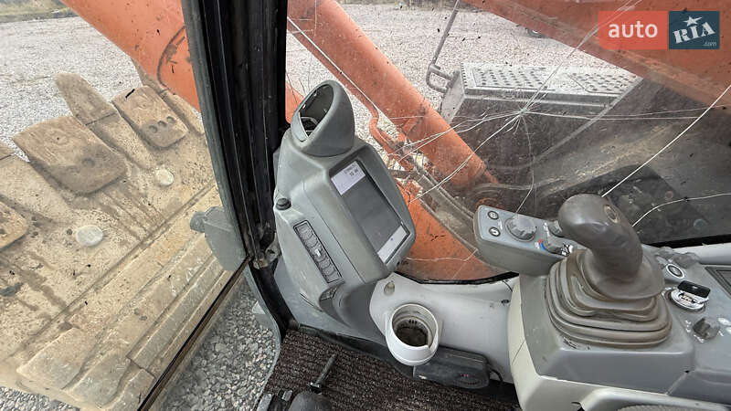 Гусеничный экскаватор Hitachi ZAXIS 2015 в Киеве