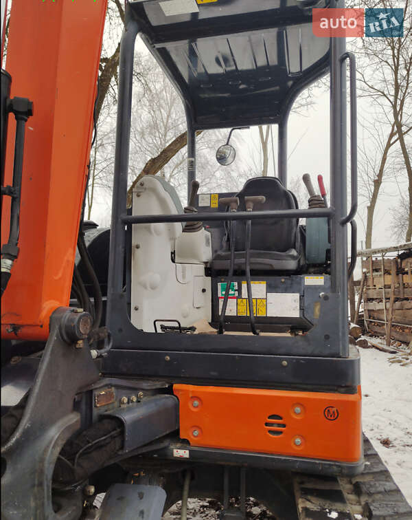 Миниэкскаватор Hitachi ZAXIS 2013 в Ковеле