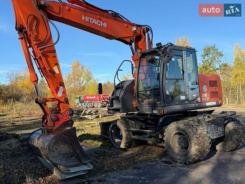Колісний екскаватор Hitachi ZAXIS 2008 в Долині
