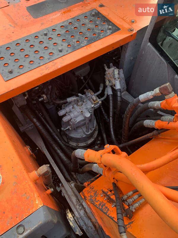 Гусеничний екскаватор Hitachi ZX 200LC-3 2009 в Дубні