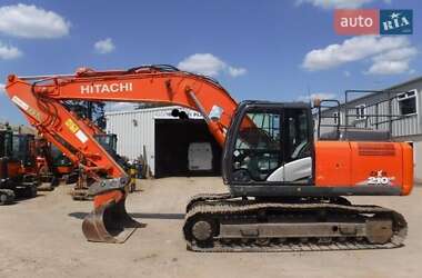 Гусеничный экскаватор Hitachi ZX 210LC-5B 2017 в 