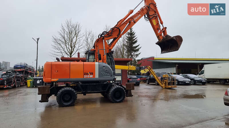 Колісний екскаватор Hitachi ZX 210LC-5B 2010 в Одесі фото 3 Колісний екскаватор Hitachi ZX 210LC-5B 2010 в Одесі