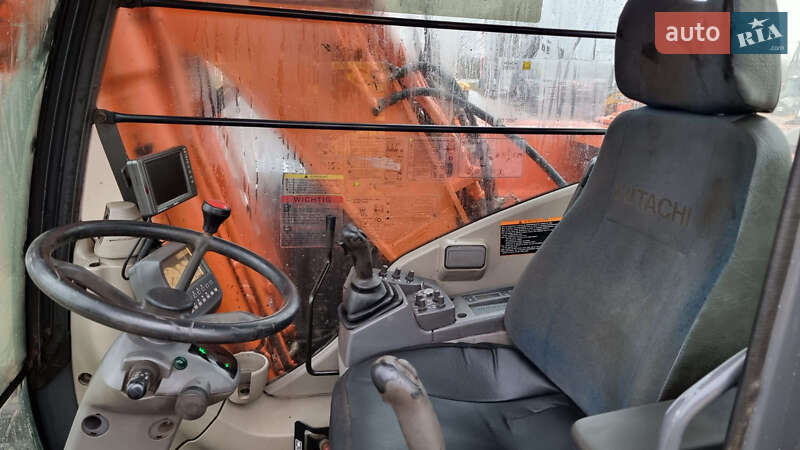 Колісний екскаватор Hitachi ZX 210LC-5B 2010 в Одесі фото 23 Колісний екскаватор Hitachi ZX 210LC-5B 2010 в Одесі