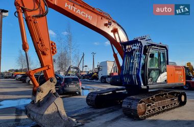 Гусеничный экскаватор Hitachi ZX 210LC-5B 2017 в Одессе