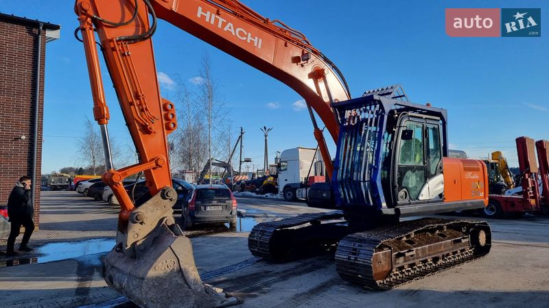 Hitachi ZX 210LC-5B 2017