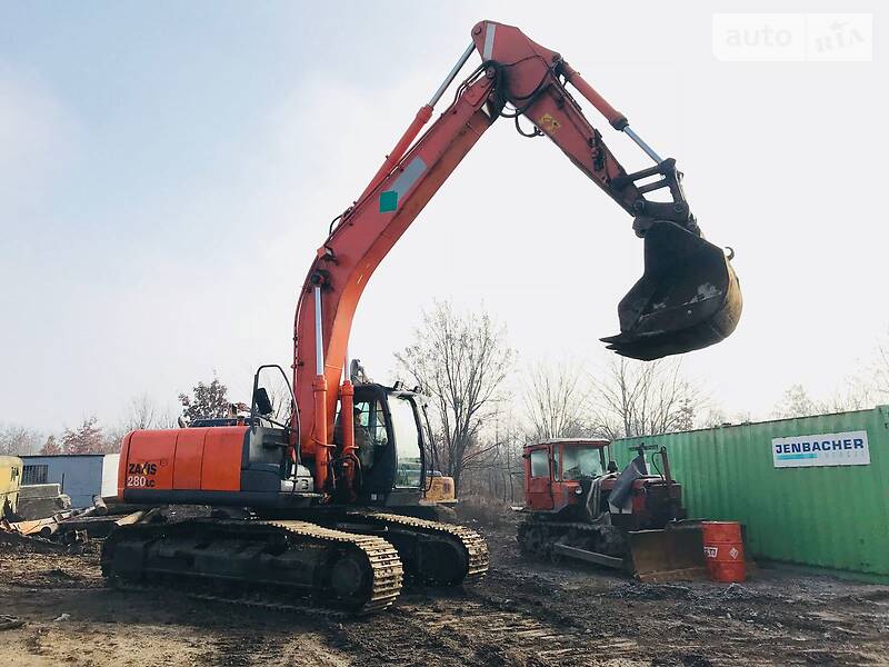 Гусеничный экскаватор Hitachi ZX 2006 в Киеве