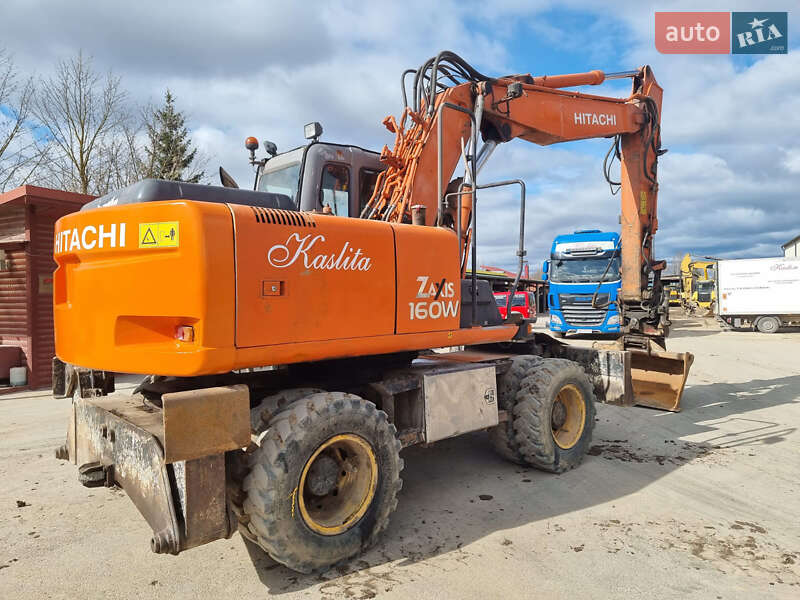 Колесный экскаватор Hitachi ZX 2005 в Одессе