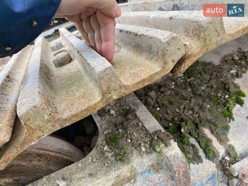 Гусеничный экскаватор Hitachi ZX 2013 в Киеве