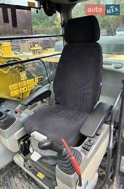 Гусеничный экскаватор Hitachi ZX 2013 в 