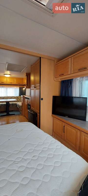 Причіп дача Hobby Prestige 2001 в Житомирі