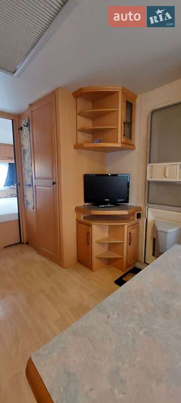 Причіп дача Hobby Prestige 2001 в Житомирі