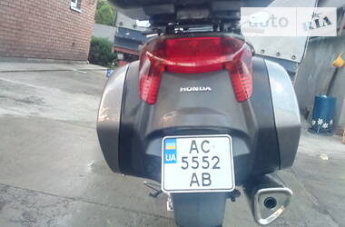 Мотоцикл Спорт-туризм Honda  2006 в 