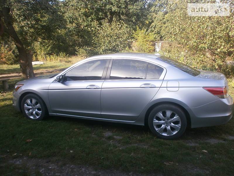 Седан Honda Accord 2008 в Знаменке