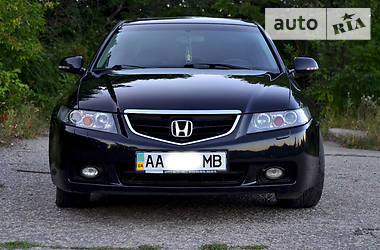 Седан Honda Accord 2005 в Харькове