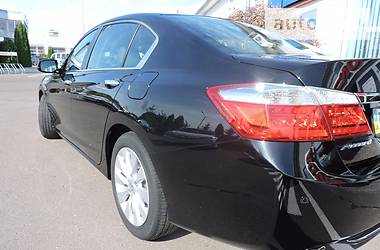 Седан Honda Accord 2013 в Ровно