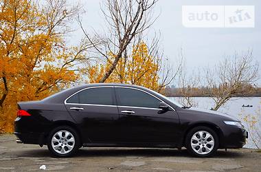 Седан Honda Accord 2006 в Днепре