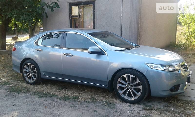 Honda Accord 2012 года
