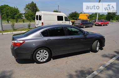 Седан Honda Accord 2013 в Черновцах