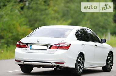 Седан Honda Accord 2016 в Львові