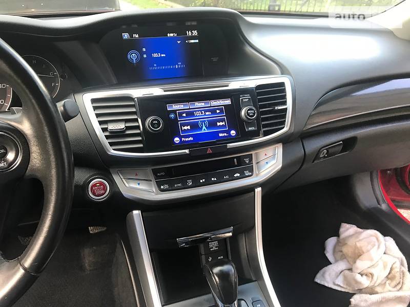 Седан Honda Accord 2012 в Івано-Франківську