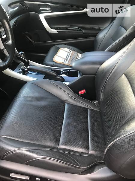 Седан Honda Accord 2012 в Івано-Франківську