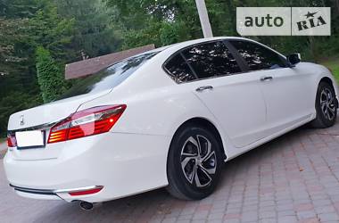 Седан Honda Accord 2016 в Трускавце