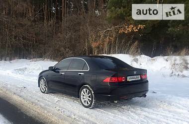 Седан Honda Accord 2006 в Киеве