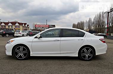 Седан Honda Accord 2016 в Черкассах