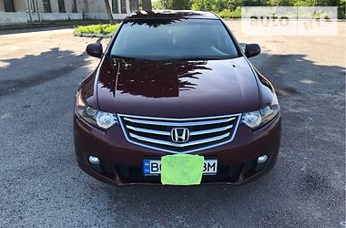 Седан Honda Accord 2010 в Тернополе