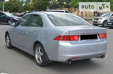 Седан Honda Accord 2005 в Киеве