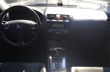 Седан Honda Accord 2004 в Смеле