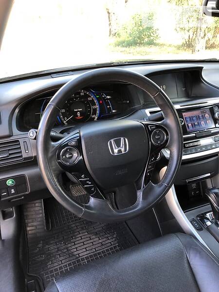 Седан Honda Accord 2014 в Кам'янському