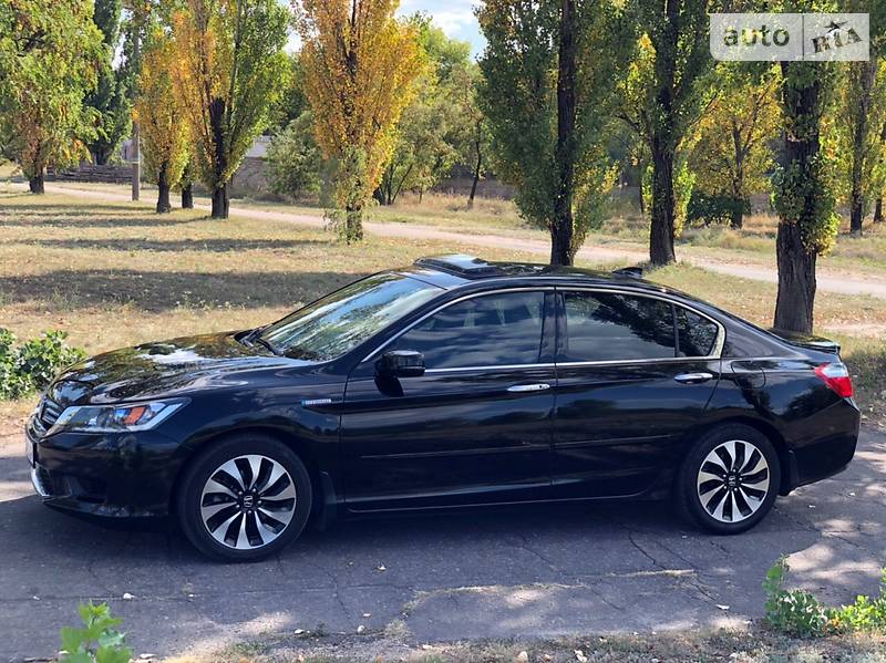 Седан Honda Accord 2014 в Кам'янському