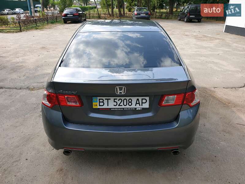 Седан Honda Accord 2008 в Києві