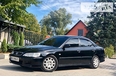 Седан Honda Accord 2001 в 