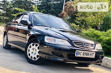 Седан Honda Accord 2001 в 