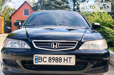Седан Honda Accord 2001 в 