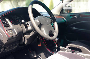Седан Honda Accord 2001 в 