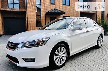 Седан Honda Accord 2013 в Киеве