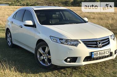 Седан Honda Accord 2011 в Виннице