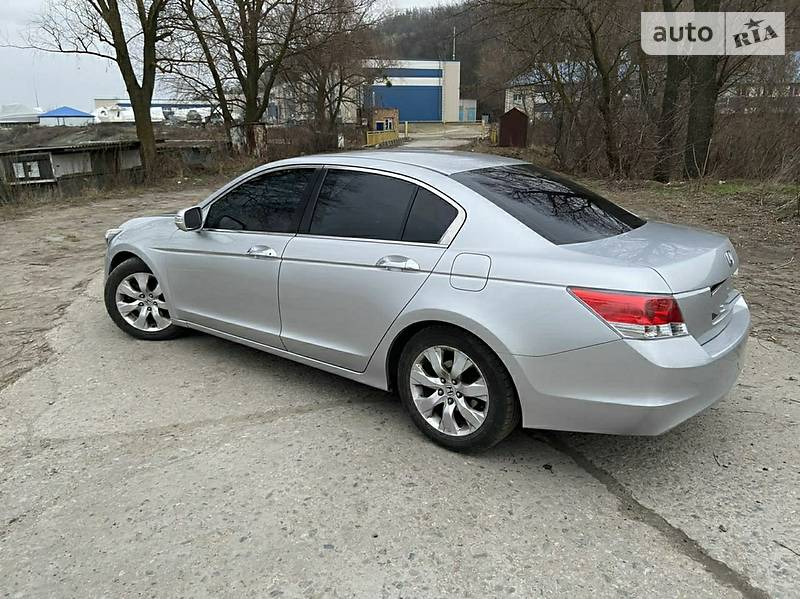 Седан Honda Accord 2009 в Києві