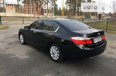 Седан Honda Accord 2014 в Киеве