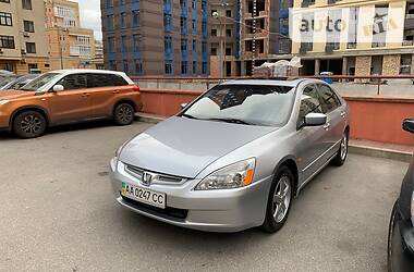 Седан Honda Accord 2003 в Киеве