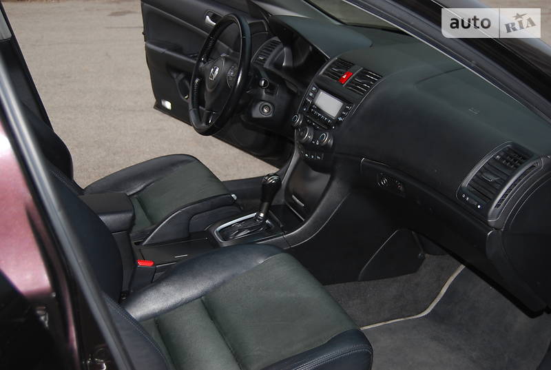 Седан Honda Accord 2006 в Запоріжжі