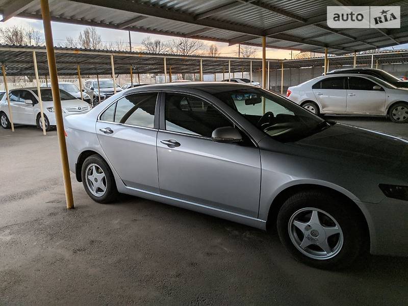 Седан Honda Accord 2004 в Кривому Розі