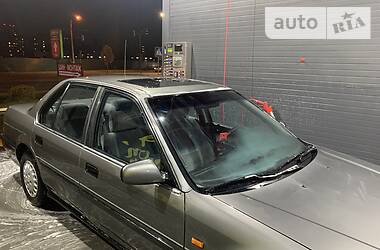 Седан Honda Accord 1992 в 