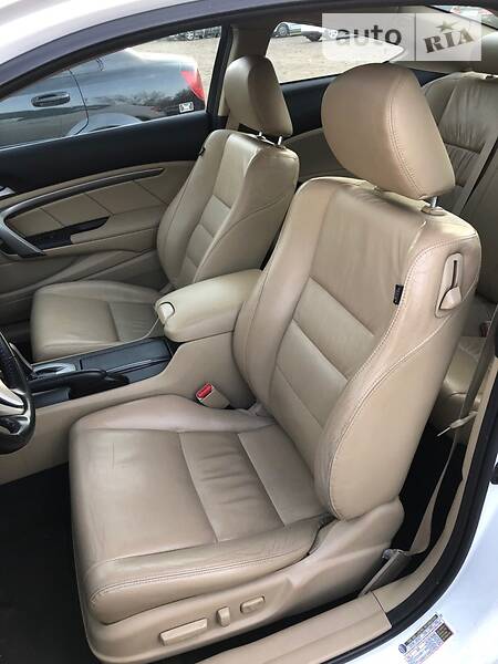 Купе Honda Accord 2010 в Одессе